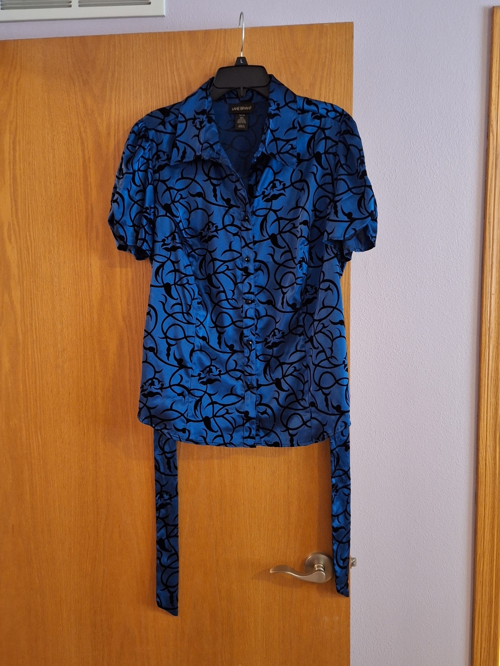Lane Bryant Blue Floral Velvet Burnout Button-Up Top